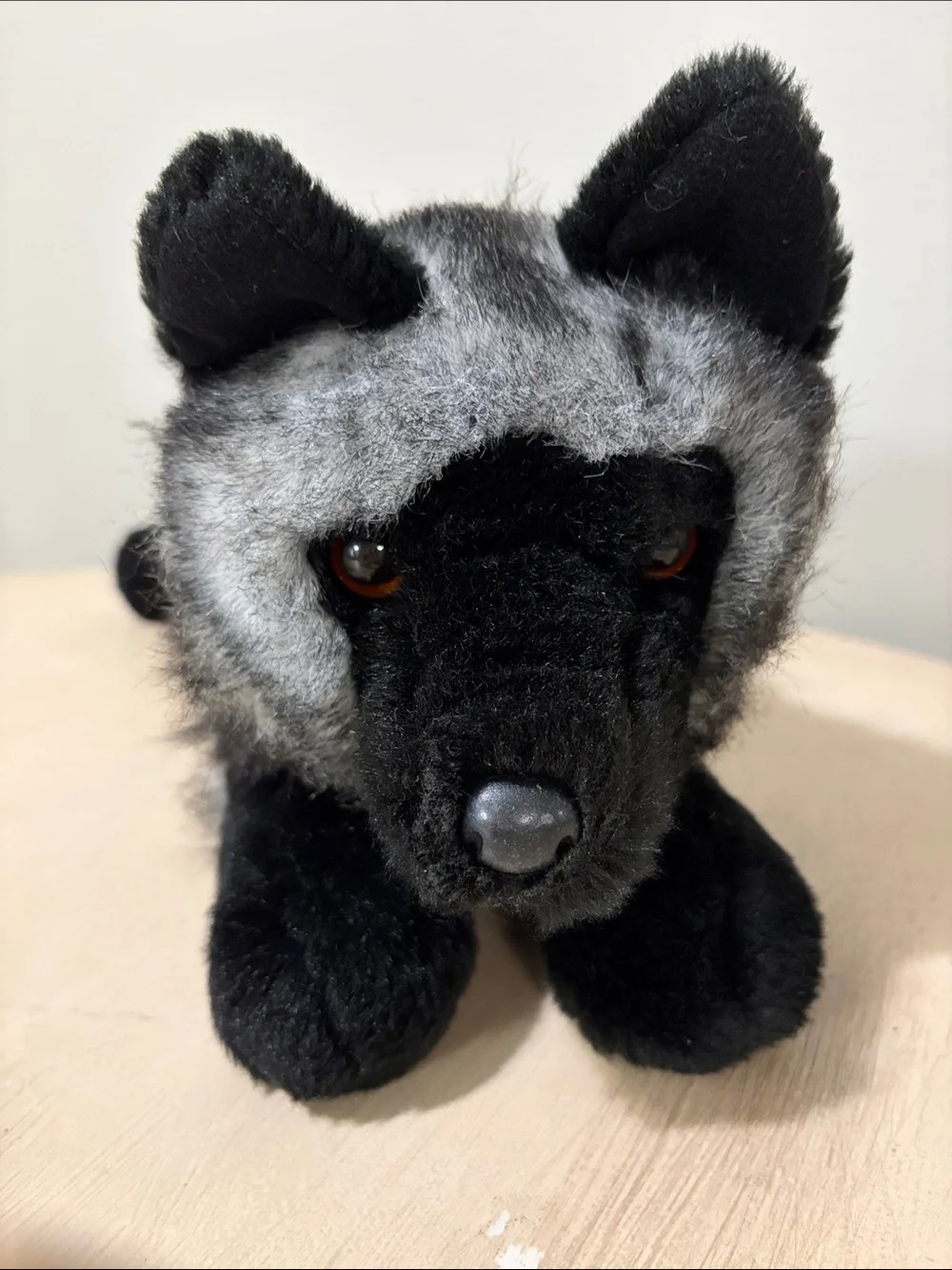 Douglas Sterling the Silver Fox 20 Inch Silver Gray Faux Fur EUC